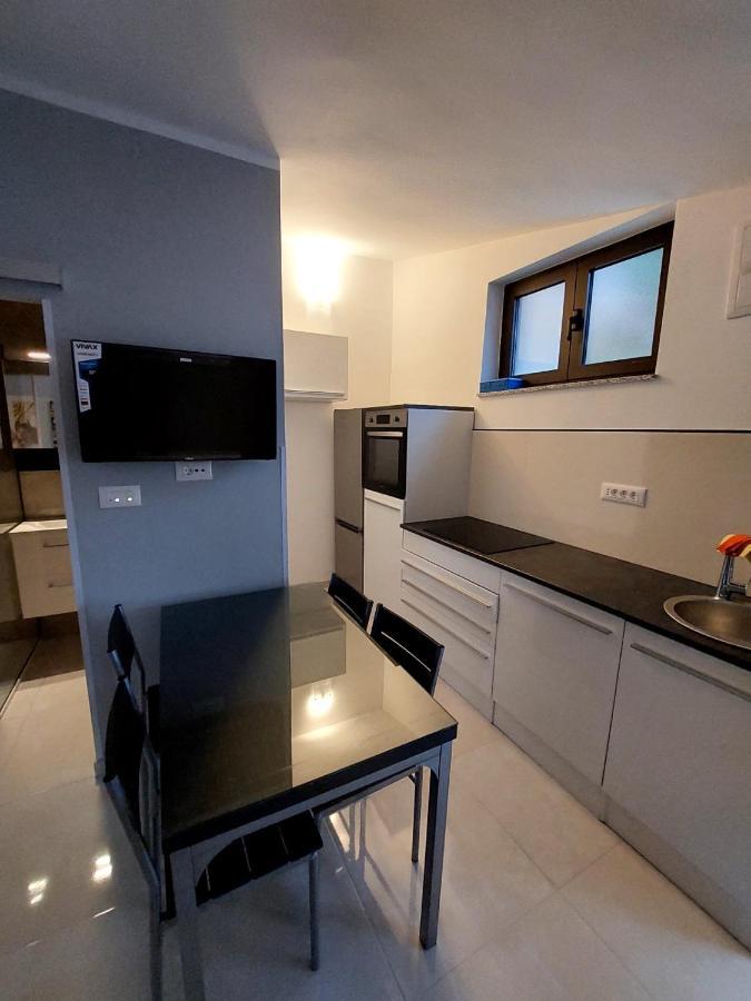 Apartman Ulrich Lukovo Esterno foto