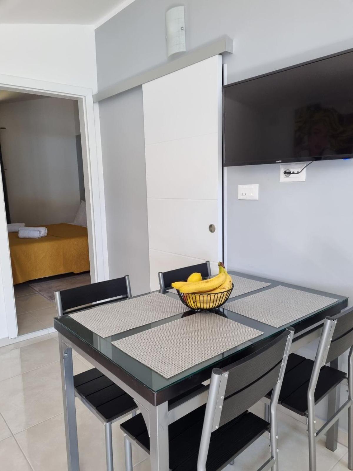 Apartman Ulrich Lukovo Esterno foto